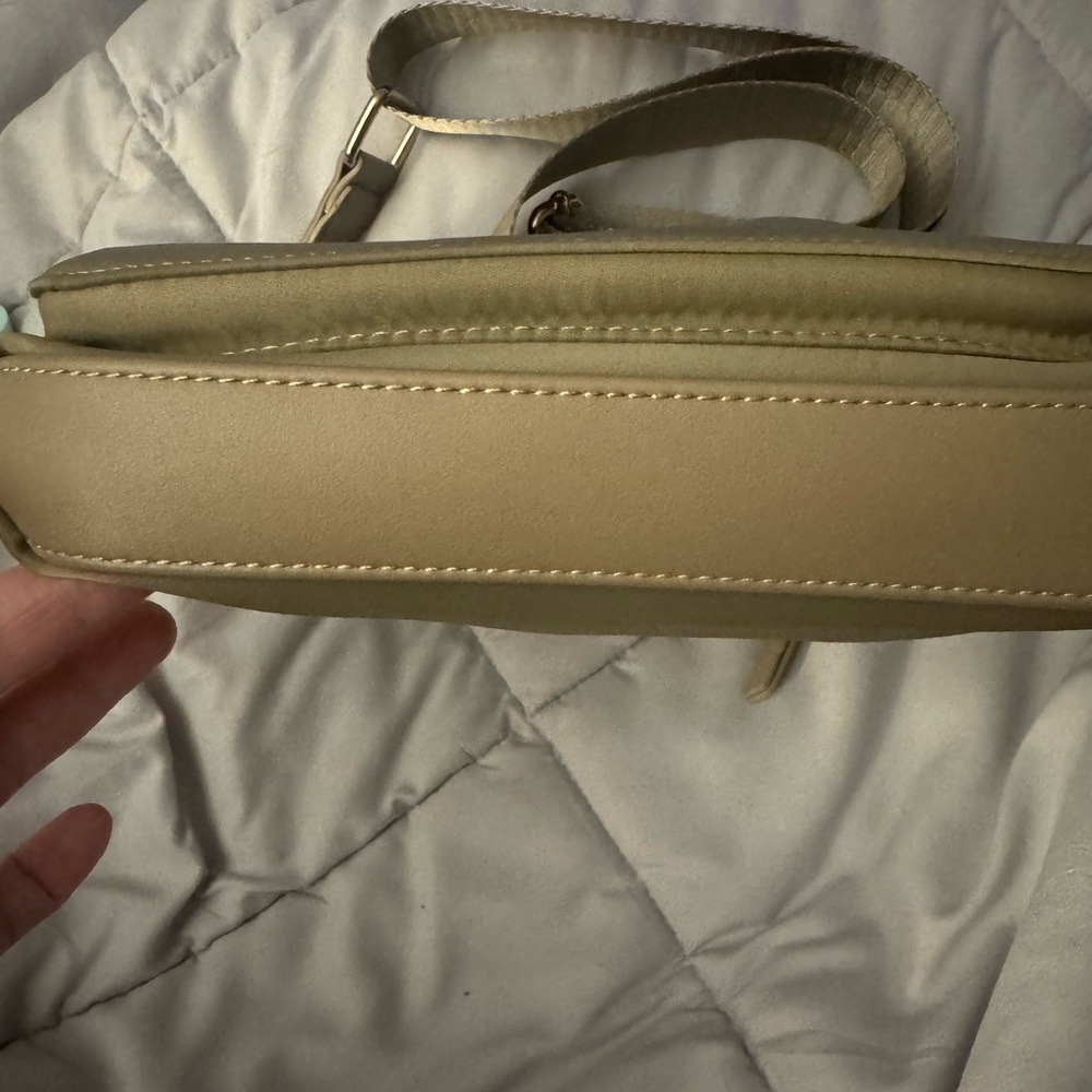 Miztique Beige Crossbody Bag - Picture 3 of 6
